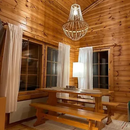 Peaceful Near Skiing Routes! Σαλέ *